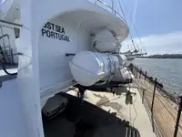 Καταμαράν προς πώληση
