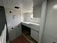 Τράτα προς πώληση