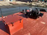 Ρυμουλκό πλοίο προς πώληση