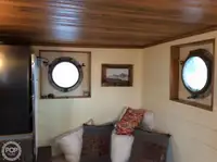 Ρυμουλκό πλοίο προς πώληση