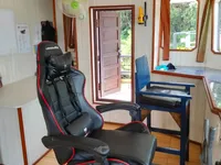 Πλοίο αποβατικής προέλευσης, δεξαμενόπλοιο προς πώληση