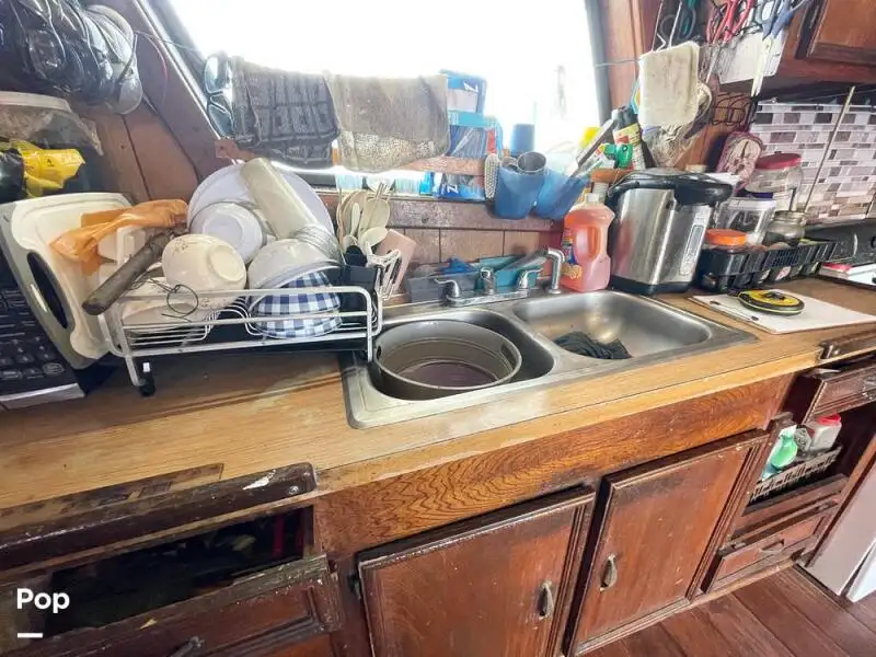 Τράτα προς πώληση
