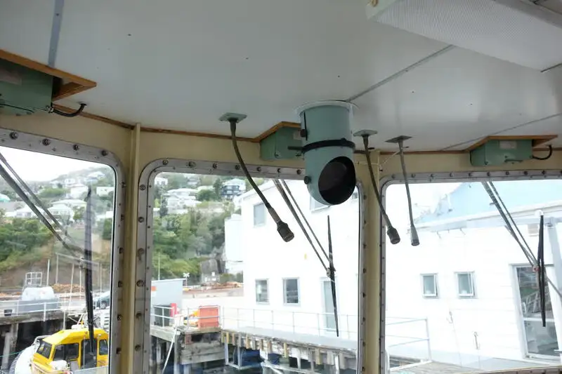 Ρυμουλκό πλοίο προς πώληση