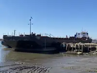 Ρυμουλκό πλοίο προς πώληση
