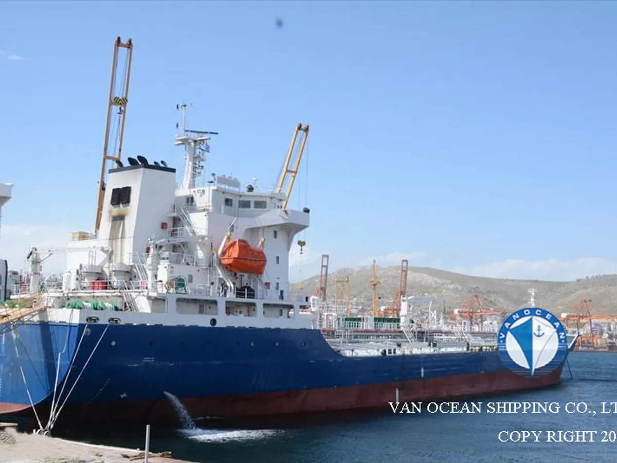 Δεξαμενόπλοιο πετρελαίου/χημικών προϊόντων προς πώληση