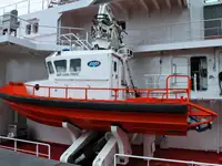 Ρυμουλκό πλοίο προς πώληση
