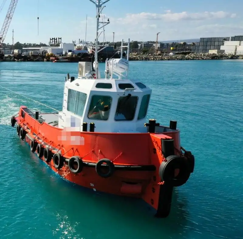 Ρυμουλκό πλοίο προς πώληση