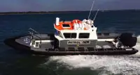 Άκαμπτη φουσκωτή βάρκα προς πώληση