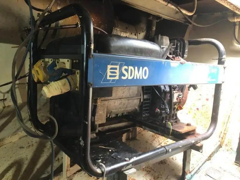Εργατικά πλοία προς πώληση