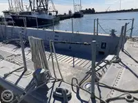 Πλοίο αποβατικής προέλευσης, δεξαμενόπλοιο προς πώληση