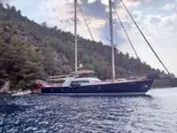 Γιοτ προς πώληση