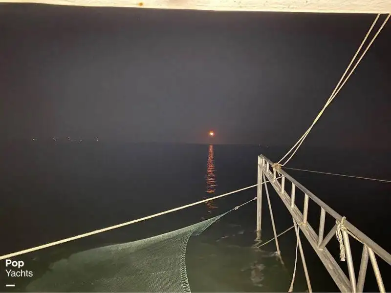 Τράτα προς πώληση