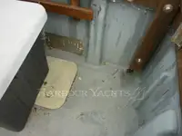 Τράτα προς πώληση