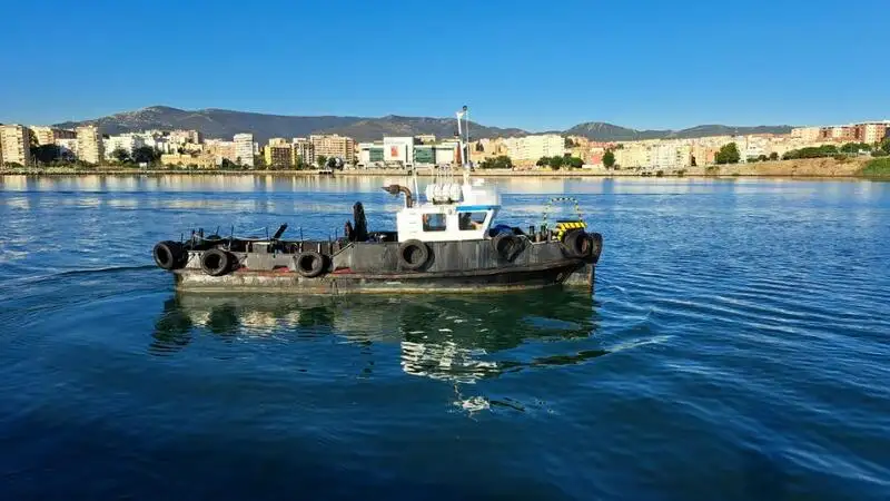 Εργατικά πλοία προς πώληση