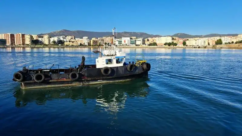 Εργατικά πλοία προς πώληση