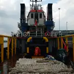 Ρυμουλκό πλοίο προς πώληση