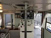 Ρυμουλκό πλοίο προς πώληση