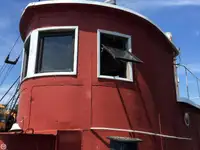 Ρυμουλκό πλοίο προς πώληση