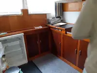 Τράτα προς πώληση