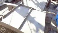 Τράτα προς πώληση