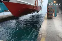 Ρυμουλκό πλοίο προς πώληση