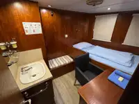 Πλοίο μεταφοράς εμπορευματοκιβωτίων προς πώληση