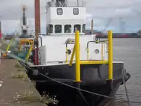 Ρυμουλκό πλοίο προς πώληση