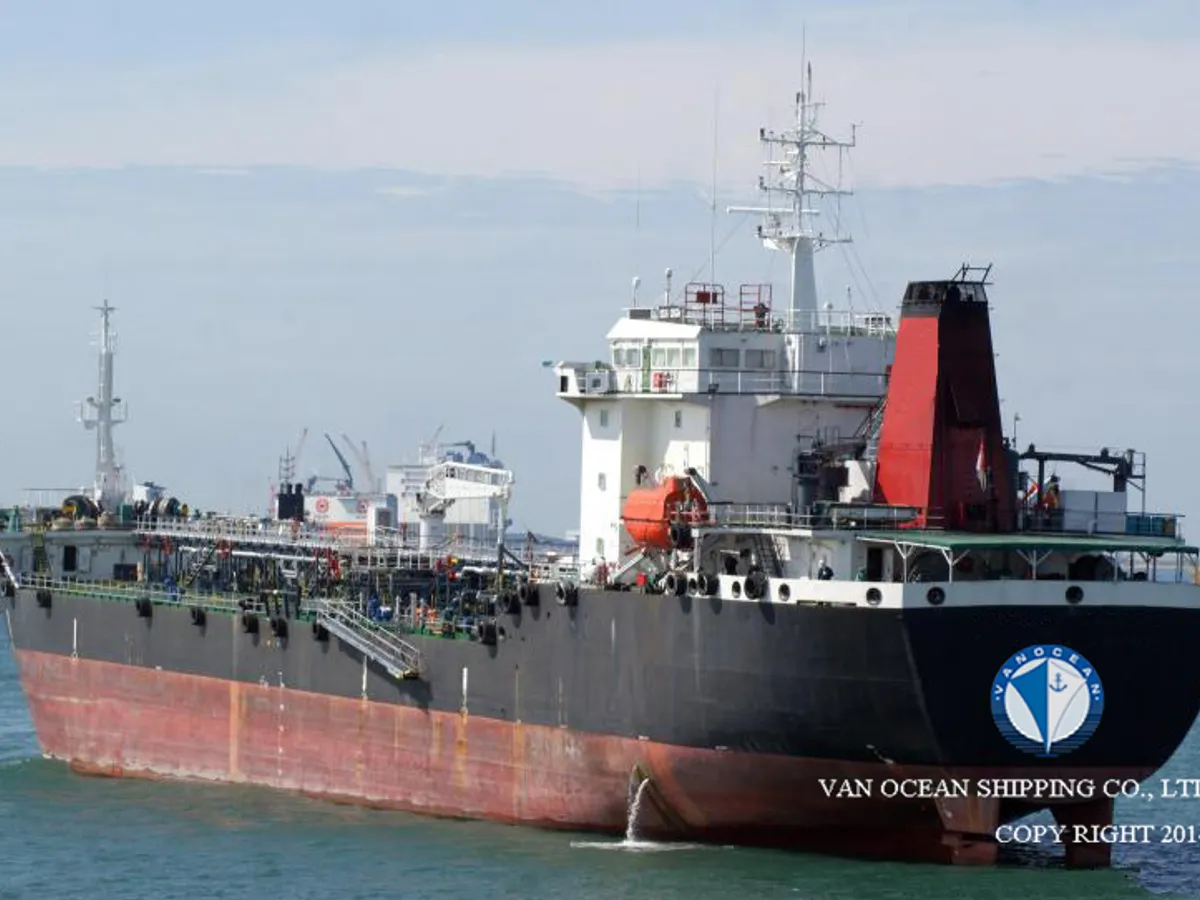 Δεξαμενόπλοιο πετρελαίου/χημικών προϊόντων προς πώληση