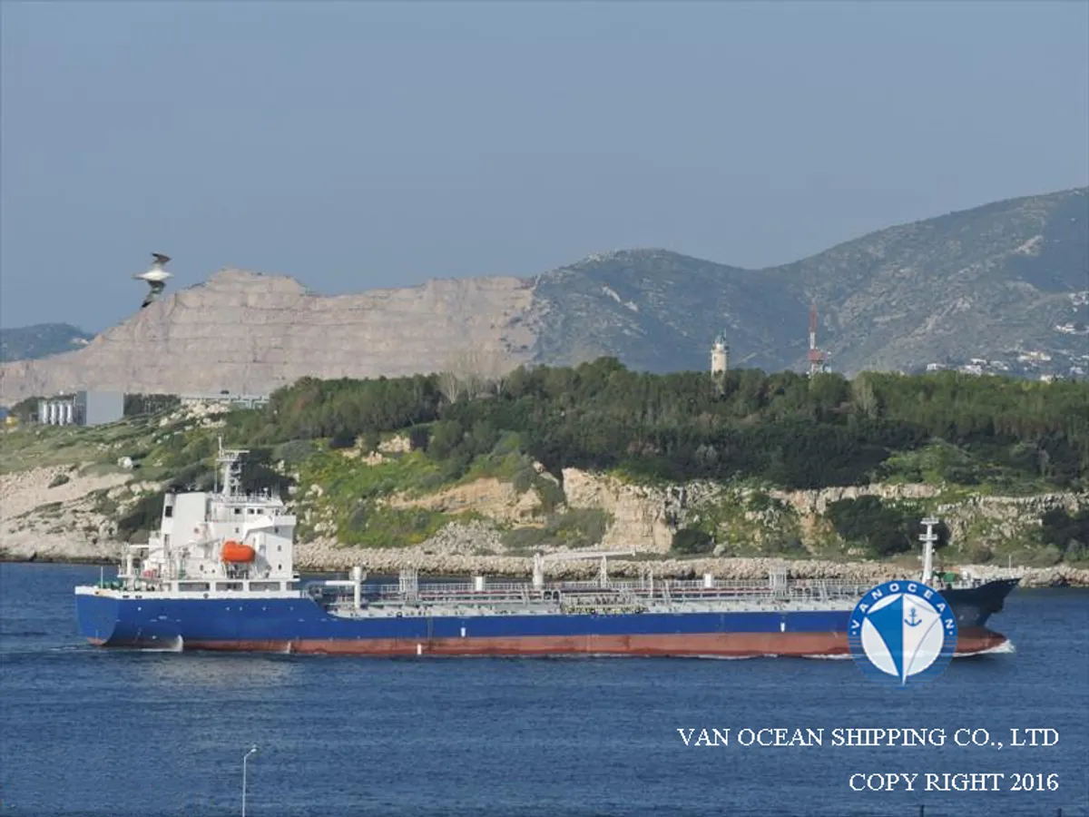 Δεξαμενόπλοιο πετρελαίου/χημικών προϊόντων προς πώληση