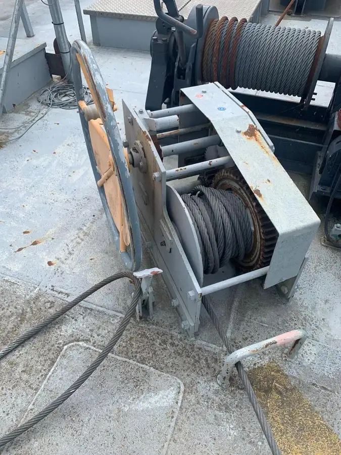 Ρυμουλκό πλοίο προς πώληση