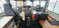 Πλοίο μεταφοράς εμπορευματοκιβωτίων προς πώληση