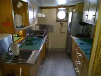 Τράτα προς πώληση