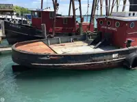 Ρυμουλκό πλοίο προς πώληση