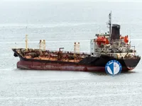 Δεξαμενόπλοιο πετρελαίου/χημικών προϊόντων προς πώληση