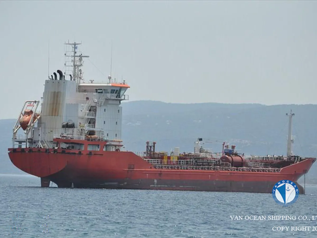 Δεξαμενόπλοιο πετρελαίου/χημικών προϊόντων προς πώληση