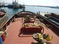 Ρυμουλκό πλοίο προς πώληση