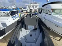 Άκαμπτη φουσκωτή βάρκα προς πώληση