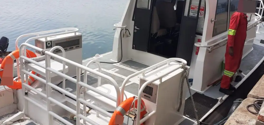 Πλοίο μεταφοράς προσωπικού προς πώληση