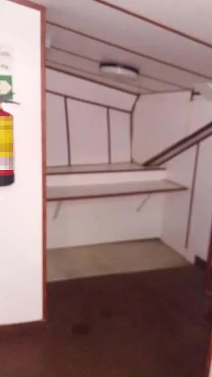 Ρυμουλκό πλοίο προς πώληση