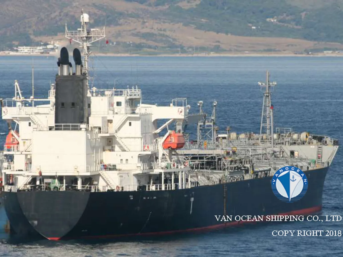 Δεξαμενόπλοιο πετρελαίου/χημικών προϊόντων προς πώληση
