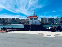 Εργατικά πλοία προς πώληση