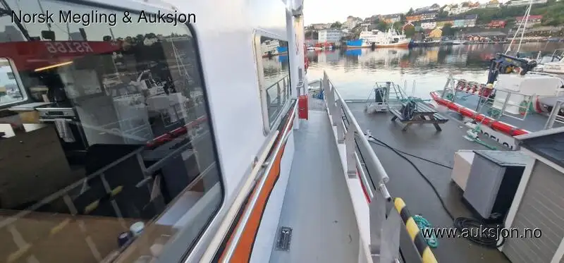 Ρυμουλκό πλοίο προς πώληση