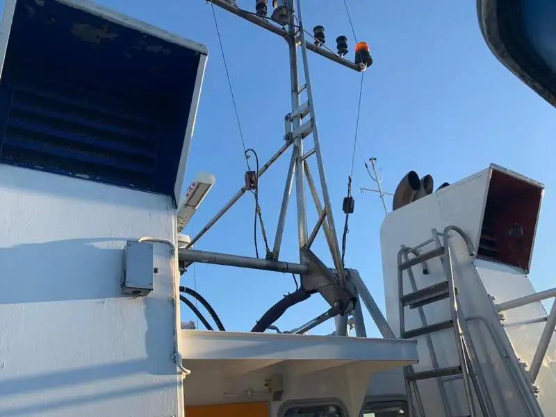 Ρυμουλκό πλοίο προς πώληση