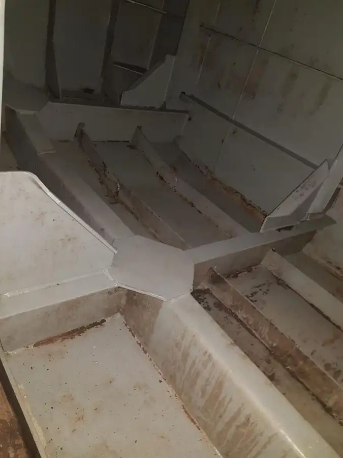 Αμφοβόλο προς πώληση
