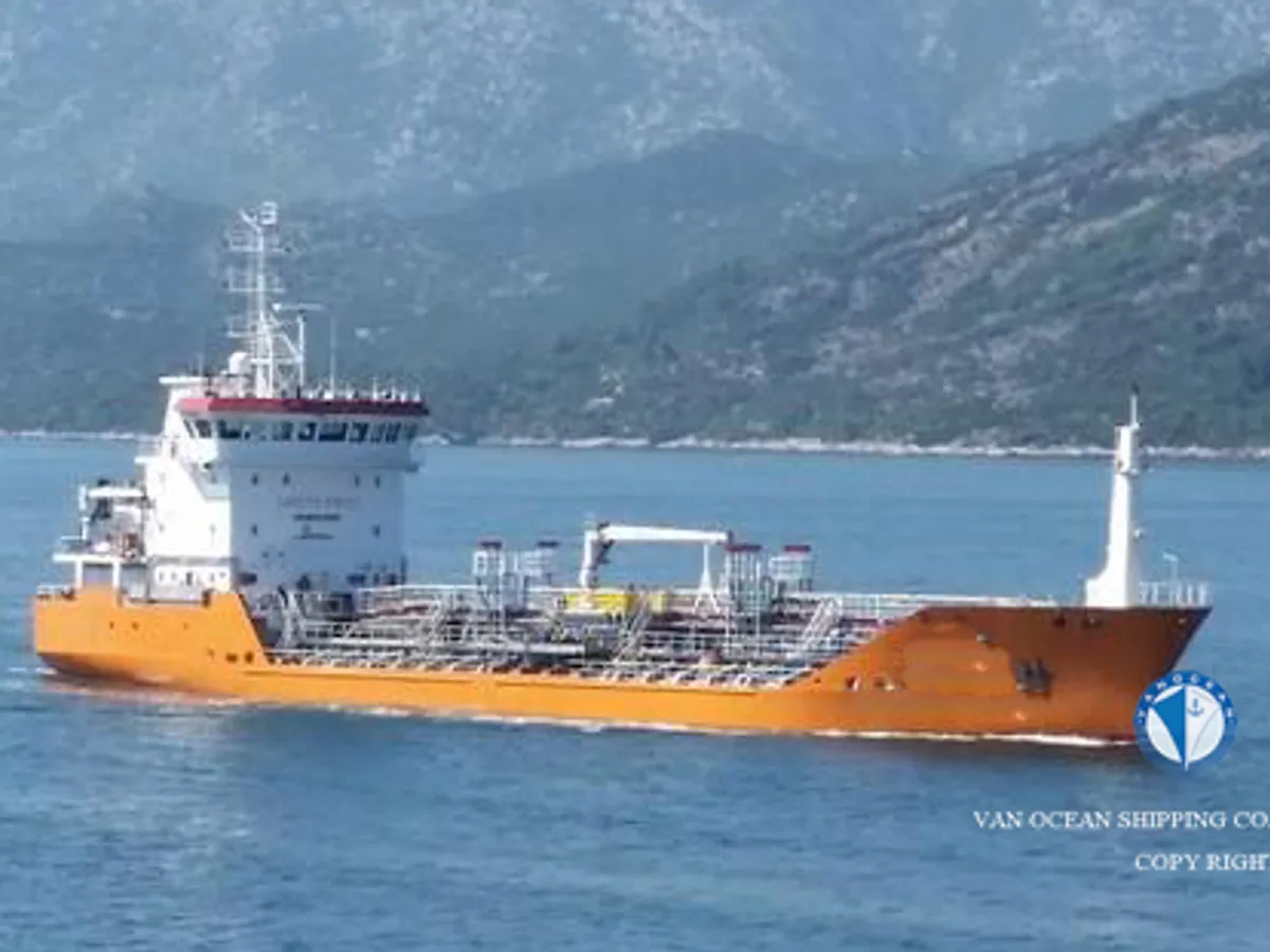 Δεξαμενόπλοιο πετρελαίου/χημικών προϊόντων προς πώληση