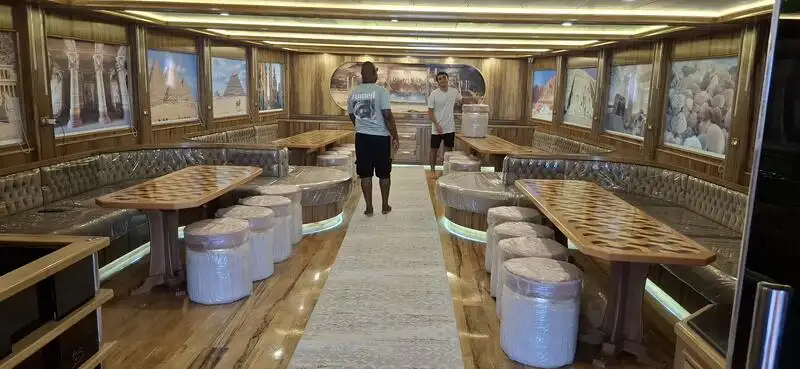 Κρουαζιερόπλοιο προς πώληση
