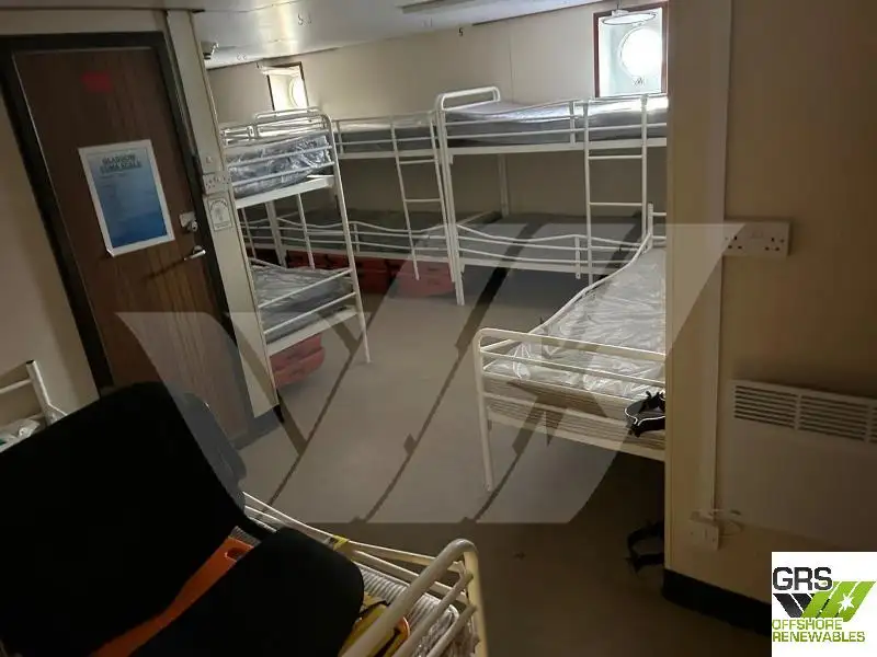 Πλοίο υποστήριξης προς πώληση