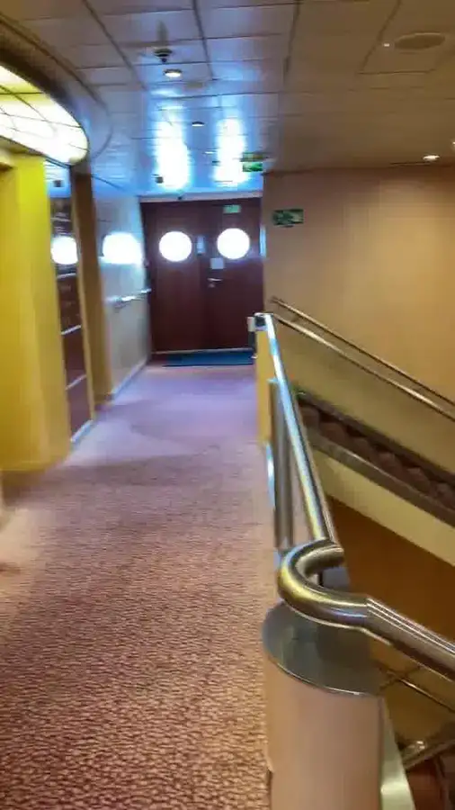Κρουαζιερόπλοιο προς πώληση