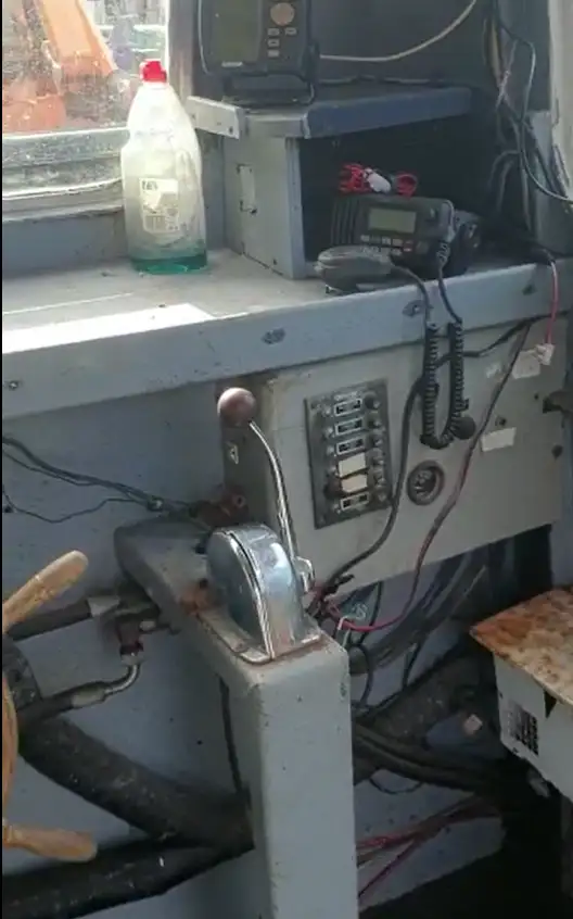 Εργατικά πλοία προς πώληση