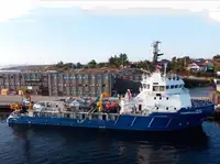 Ρυμουλκό πλοίο προς πώληση